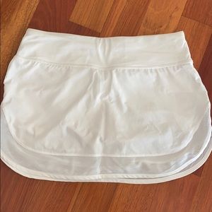 Lulu lemon tennis skirt